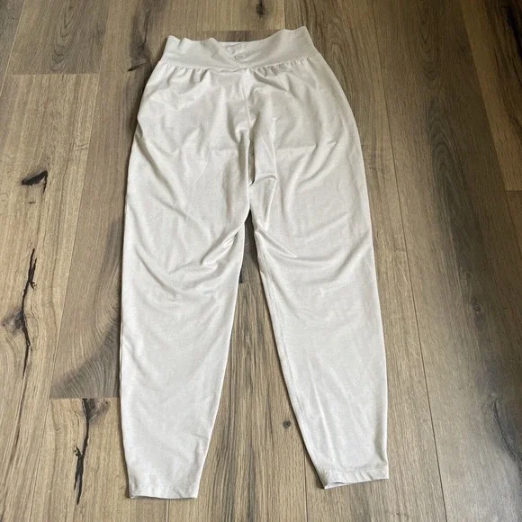 Vuori Lux at Ease Jogger Womens Small Cozy High Waisted Comfort Suede Heather - Picture 5 of 7